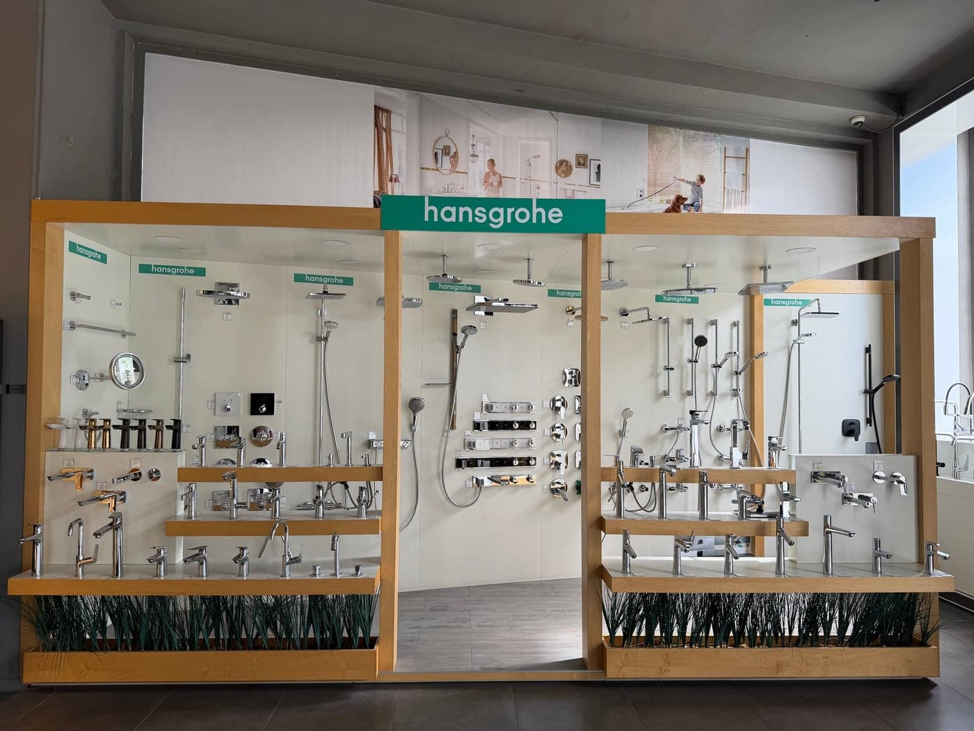 Hansgrohe köşesi: duş sistemleri ve bataryalar çalışır halde