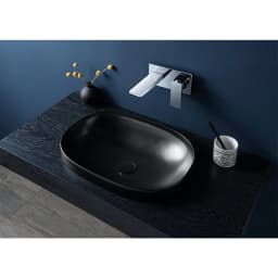 Vitra Frame 55x39 Cm Oval Mat Siyah Tezgahüstü Lavabo 5652B483-0016 görsel 2