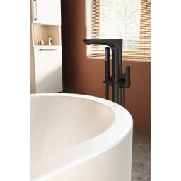 Vitra Root Round El Duşlu Yerden Mat Siyah Küvet Bataryası A4274136 görsel 2